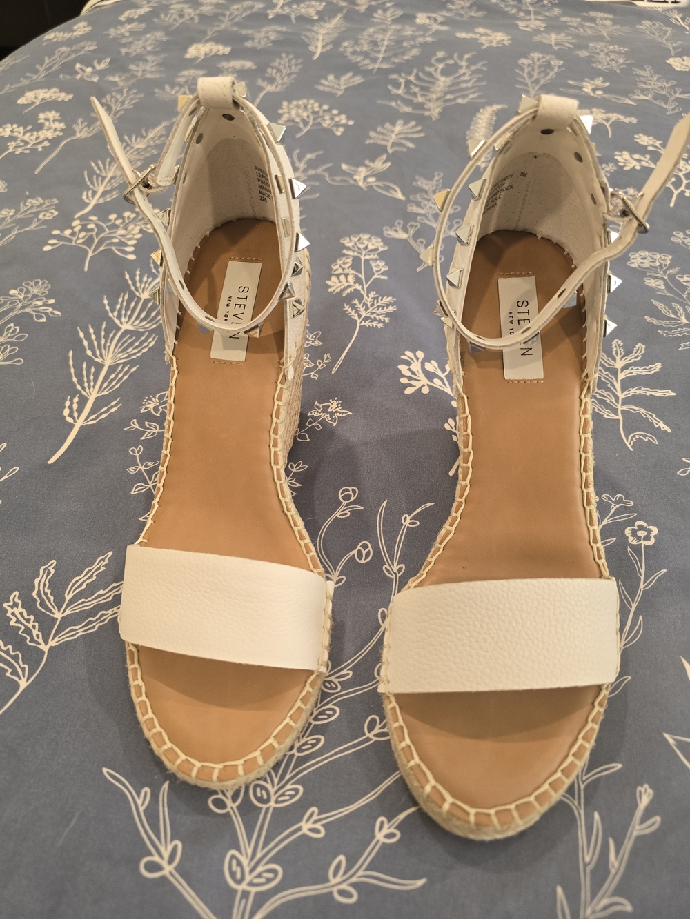 STEVE MADDEN White Espadrille Ankle-Strap Sandals